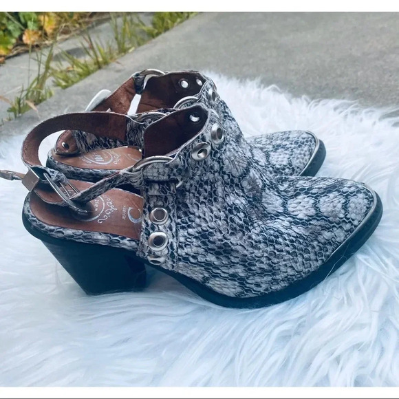 Jeffrey Campbell Western Slingback Booties - Picture 1 of 7